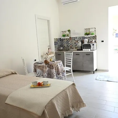 Casa Miccio ベッド・アンド・ブレックファスト 3*